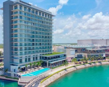 19-Renaissance-Cancun-1